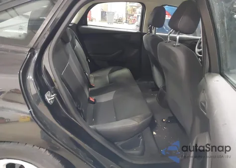 2014 Ford Focus S z USA, uszkodzony, nr VIN 1FADP3E29EL286855